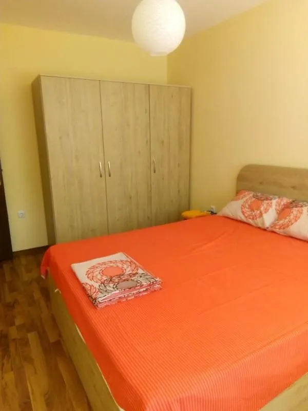Cozy Apartament Naydenov Daire Burgaz